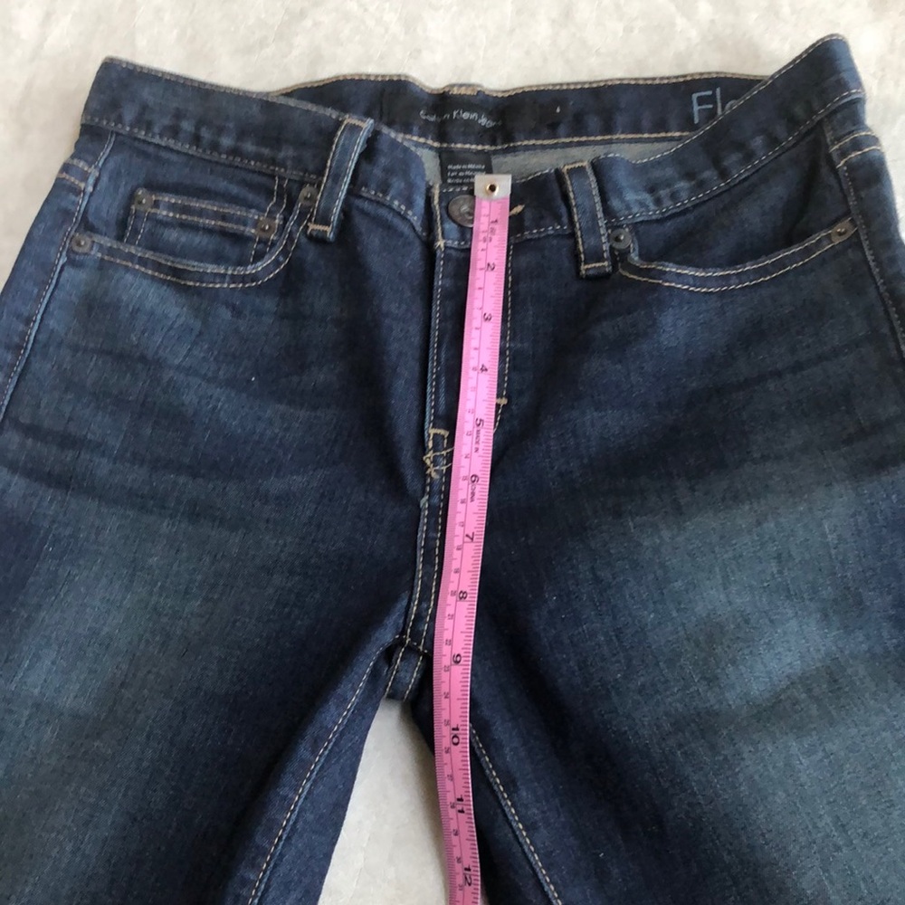 Calvin Klein Women's Flare Dark Blue Denim Washed Jeans Style WG41A50C Size 4X32 - Picture 10 of 13